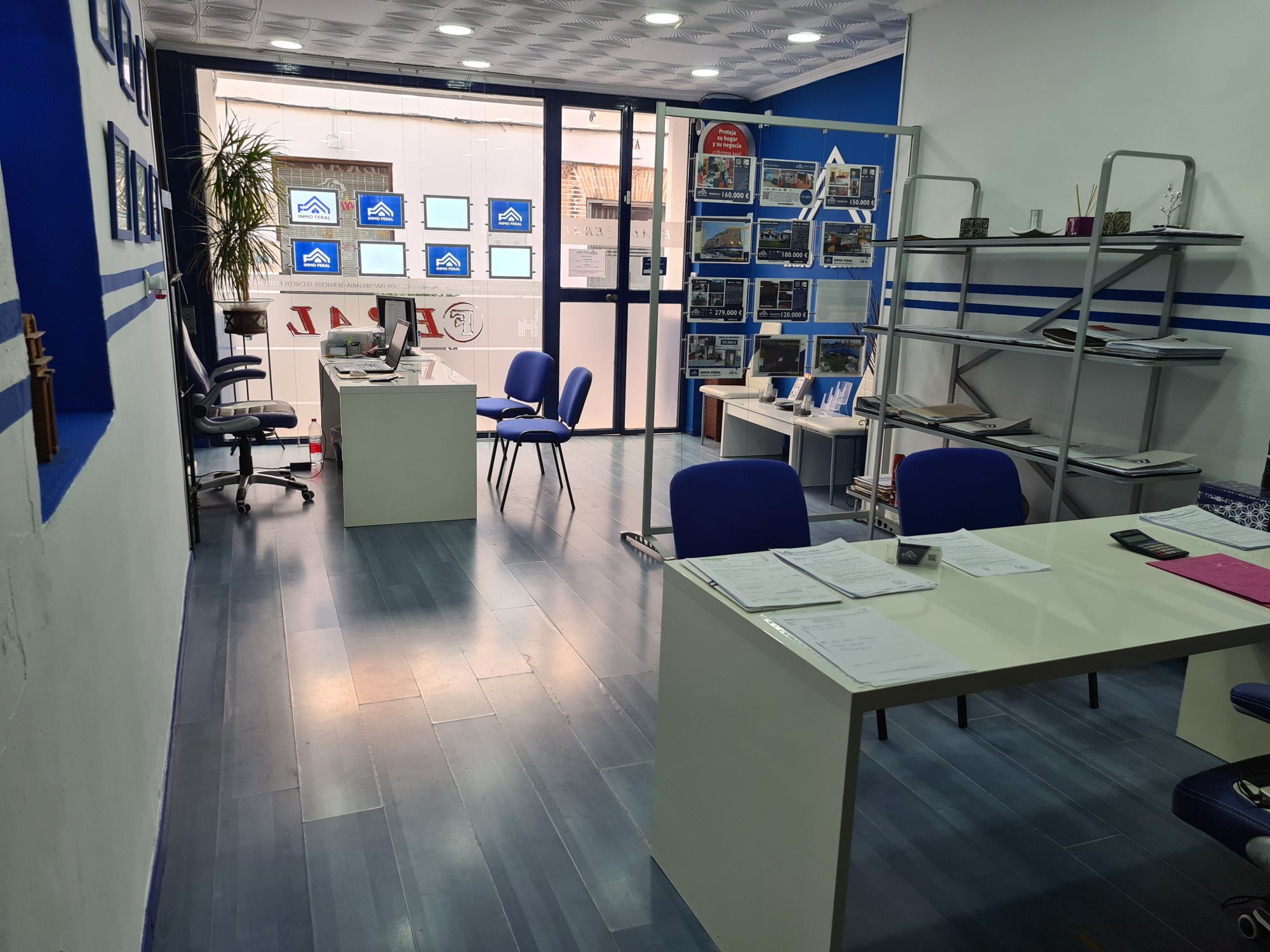 AMPLIA CARTERA DE CLIENTES E INVERSORES PARA TU VIVIENDA. Gestión Inmobiliaria FERAL en Écija
